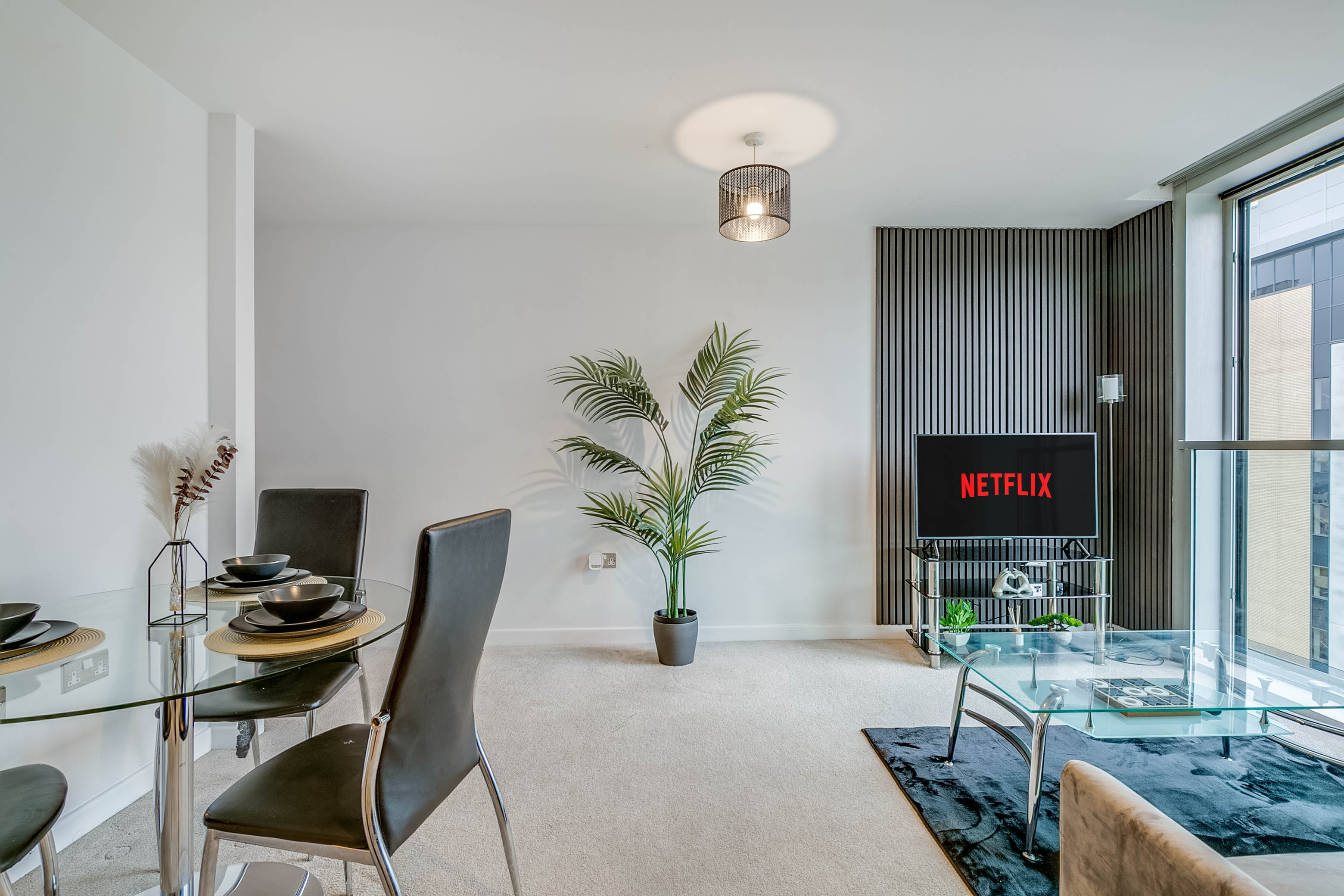 Ruby City Stay - Image 6